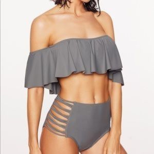 Ruffle Top off the Shoulder    NWT